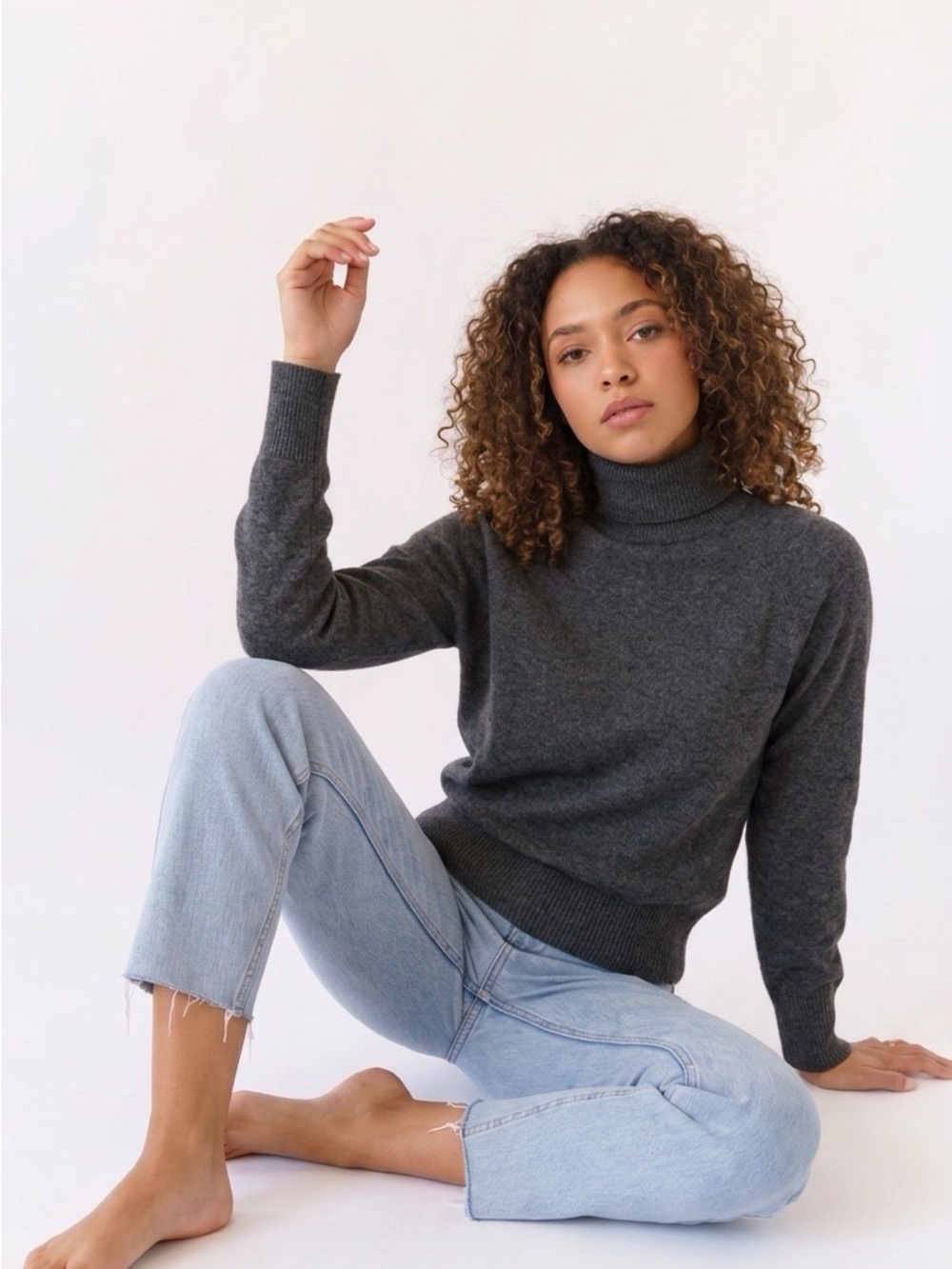 100% Cashmere Gray Turtleneck Sweater Women’s Quiet Luxury Old Money Chic